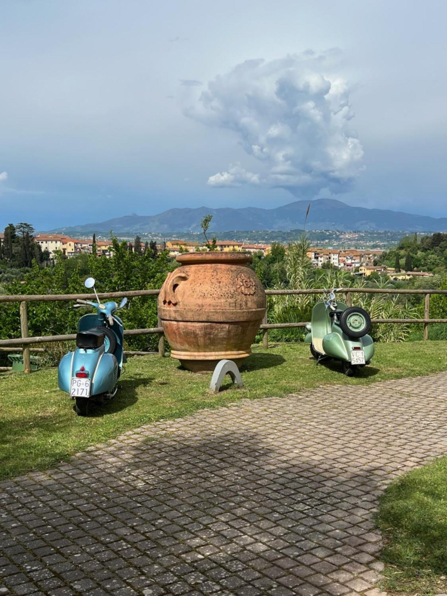 Residence Montevecchio Montopoli in Val dʼArno Zewnętrze zdjęcie
