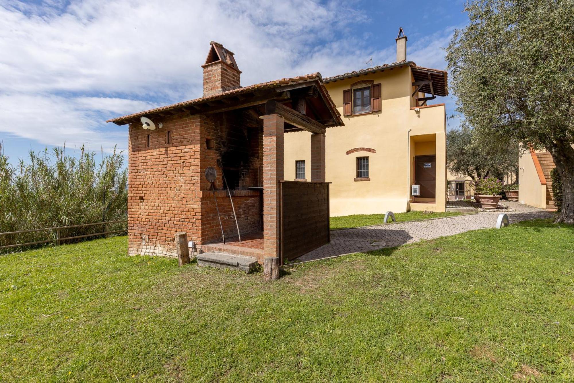 Residence Montevecchio Montopoli in Val dʼArno Zewnętrze zdjęcie